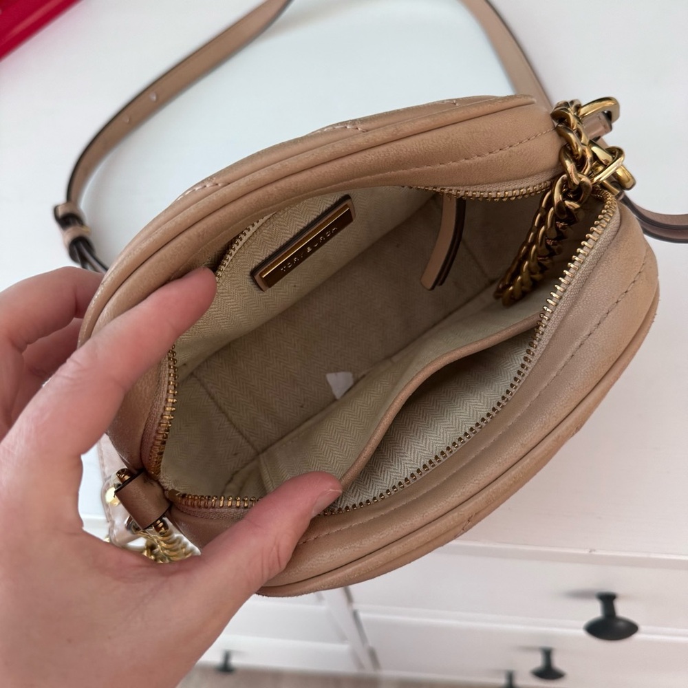 Tory Burch Pink Quilted Crossbody Bag - Picture 3 of 3